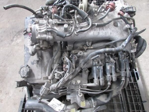 Mitsubishi 6G72 Engine